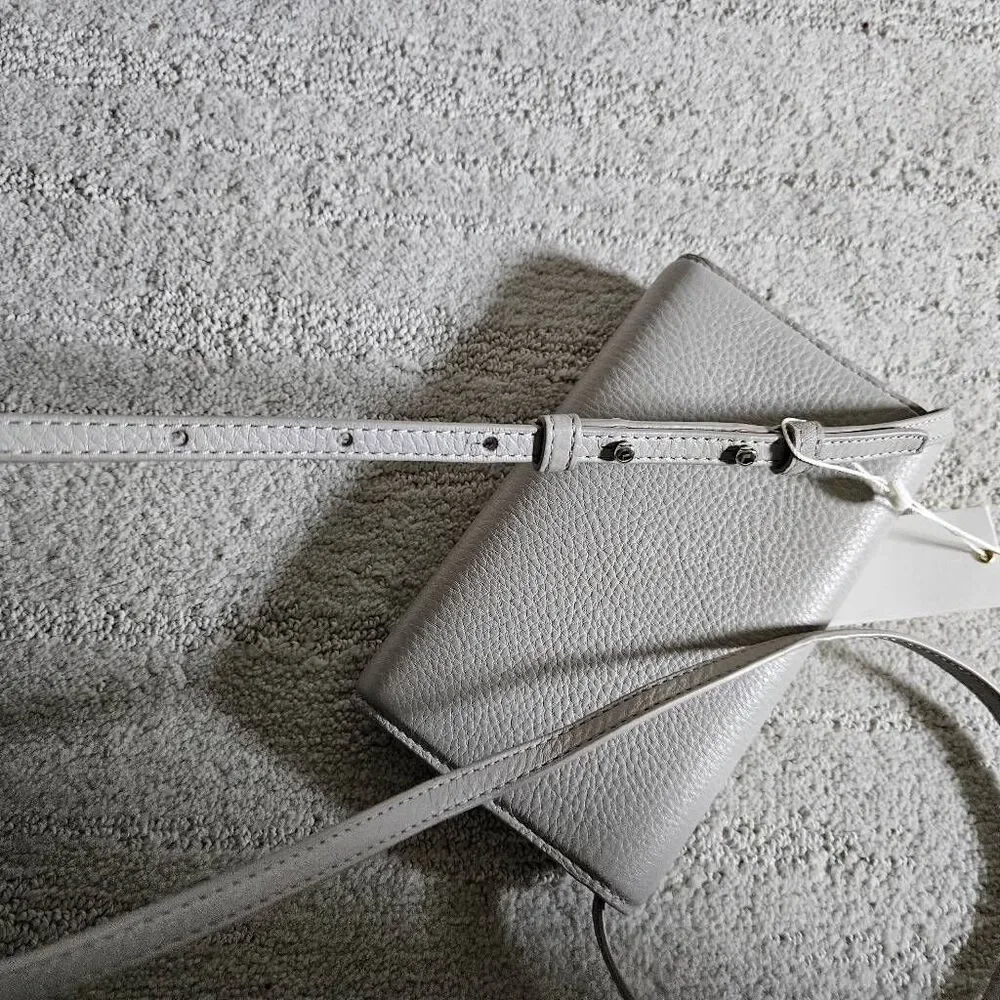 Tory Burch Robinson Convertible Crossbody Wallet in Concrete